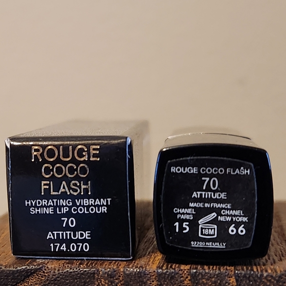 CHANEL ROUGE COCO FLASH LIP COLOUR - ATTITUDE - Picture 4 of 6
